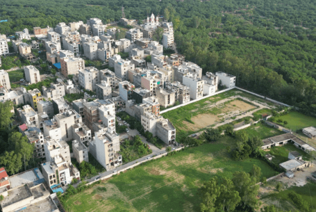 sareen arcade plot in noida (13)